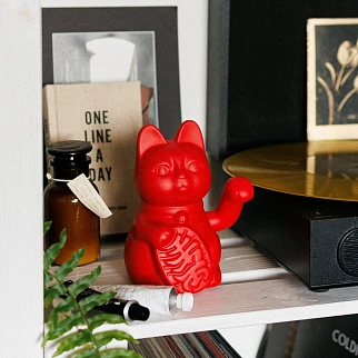 Манэки-нэко - Lucky Cat красный матовый