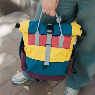 Рюкзак-роллтоп Friend Function красный-желтый-синий канвас