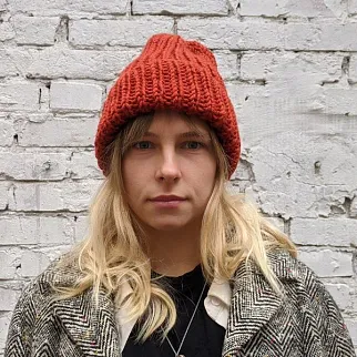 Вязаная шапка KUKA терракотовая