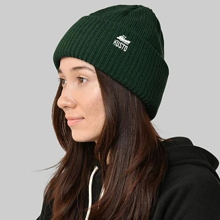 Шапка Kusto Heat зеленая с вышивкой