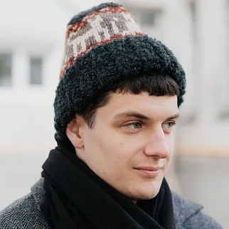 Шапка CHECK YA HEAD серая с рисунком Котики Средневековья Т2159/10