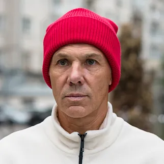 Шапка CHECK YA HEAD шерстяная алая 1844