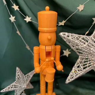 Фигурка Щелкунчик-барабанщик (38см)