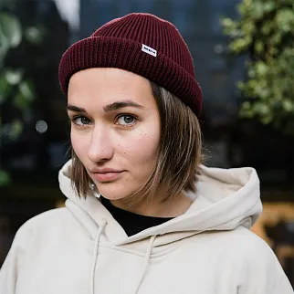 Шапка Меч Knit Short Beanie Bordo