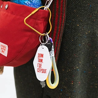 Брелок-карабин Friend Function латунное сердце большое