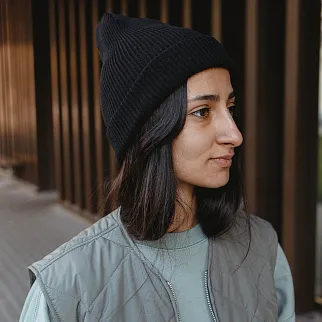 Шапка Kusto One черная