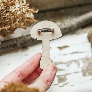 Деревянная брошка PlantMyBones Гриб-зонтик 