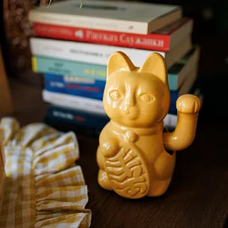 Манэки-нэко - Lucky Cat жёлтый