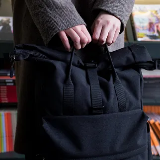 Рюкзак-роллтоп Friend Function черный и большой и с ручками