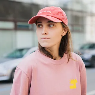 Кепка Friend Function bad hair day красная с серебряной нитью