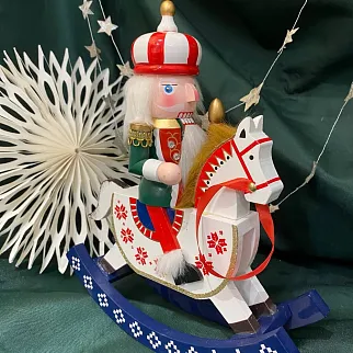 Фигурка Щелкунчик на лошади (30см)