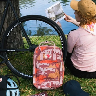 Рюкзак Fjallraven Kanken Graphics Laptop 15 Nimbus Blue - Hidden Animals