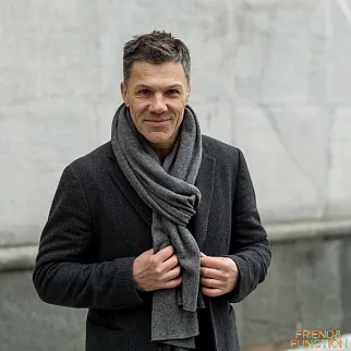 Шерстяной шарф Friend Function Серые Будни