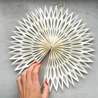 Большая бумажная звезда 17.5 x 3.5 x 17.5 см