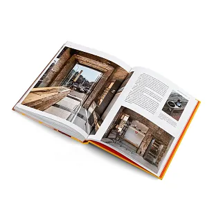 Книга Designing Coffee: New Coffee Places and Branding