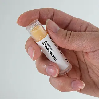 Бальзам для губ C-H Манго&Кориандр