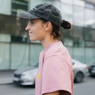 Кепка Friend Function верните меня в Питер черная со светонакопительной нитью