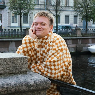 Флисовый полузамок в шашечку