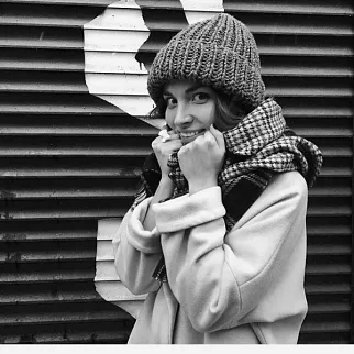 Вязаная шапка KUKA розовая