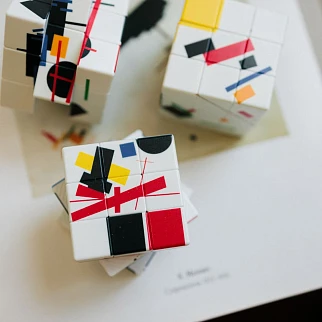 Кубик Рубика Супрематизм