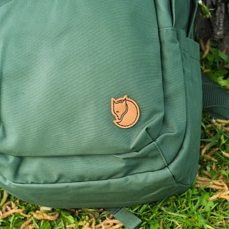 Рюкзак Fjallraven Raven 28L Deep Patina (679)