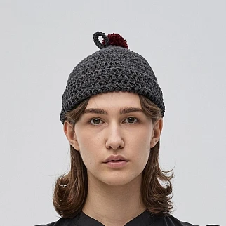 Шапка CHECK YA HEAD серая с помпоном 26222/10