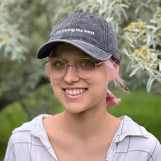 Бейсболка Faded с вышивкой i'm trying my best