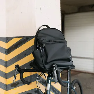 Рюкзак дейпак Friend Function черный прорезиненный