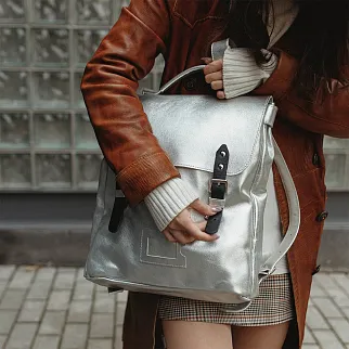 Кожаный рюкзак Kokosina Satchel серебряный