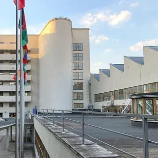 Экскурсия по дому-коммуне на улице Орджоникидзе, Москва 9 апреля