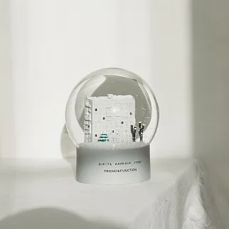 Снежный шар Friend Function x Anokhin Nikita store Panelka