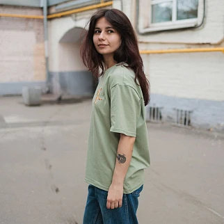 Футболка Friend Function с собачкой и мячом оливковая