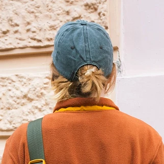 Бейсболка Faded с вышивкой circus is my life зеленая