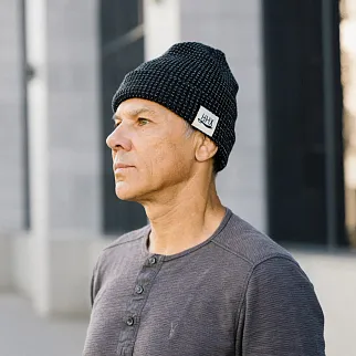 Шапка ННХ Меру светоотражающая (разные цвета)