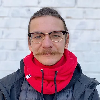 Капюшон Kusto Hood L красный