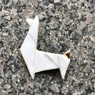 Брошь Partala Лама