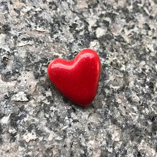 Брошь-сердечко Partala Любовь