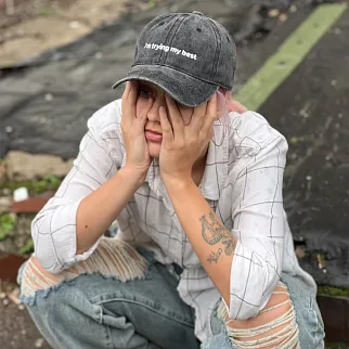 Бейсболка Faded с вышивкой i'm trying my best