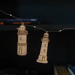 Декоративная гирлянда с маяками