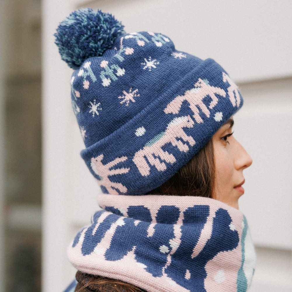 Шапка с помпоном Friend Function с коняшками - фото 5