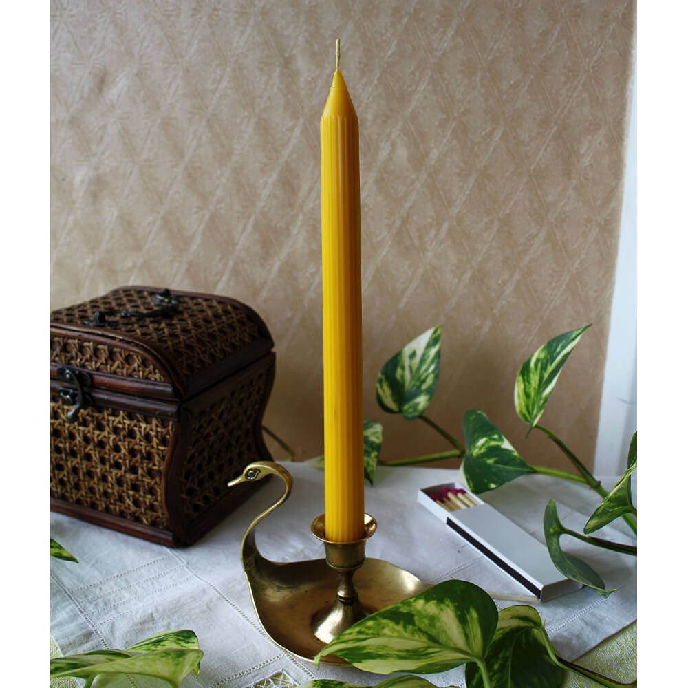 Рифленая столовая свеча из пчелиного воска - набор 5 шт - фото 2