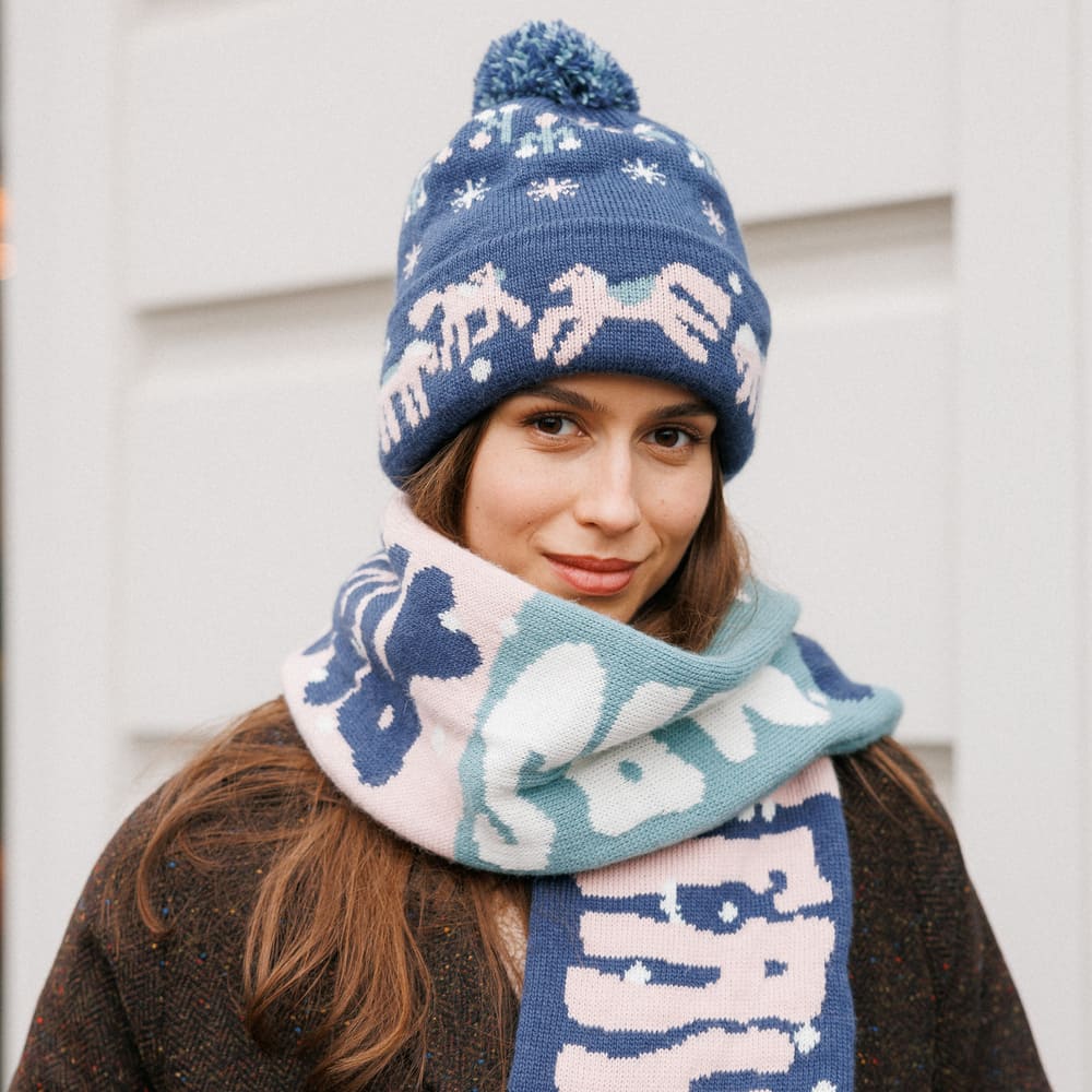 Шапка с помпоном Friend Function с коняшками - фото 3