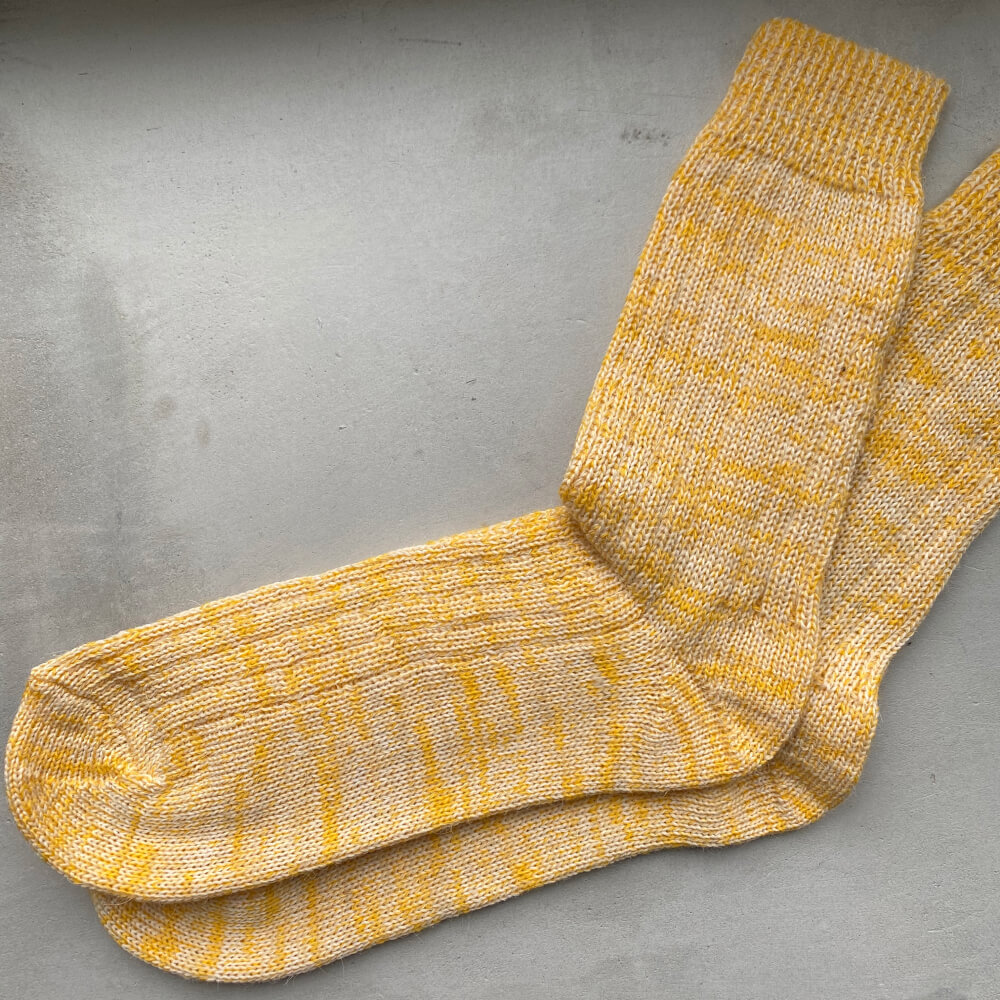 Шерстяные носки Friend Function желтые - фото 3