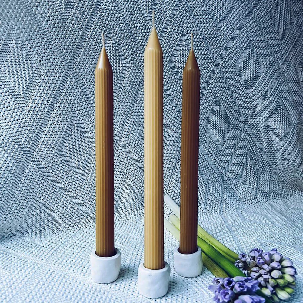 Рифленая столовая свеча из пчелиного воска - набор 5 шт - фото 1