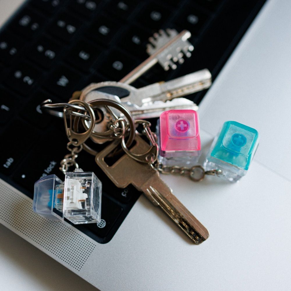 Брелок с кнопкой клавиатуры (разные цвета) - фото 3