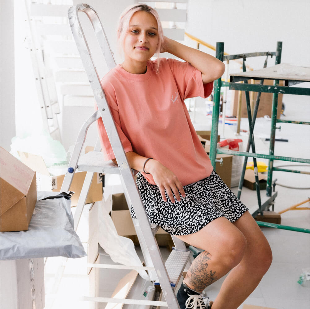 Футболка Akomplice Tranquilo Embroidered Peach