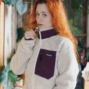 Флиска Patagonia женская Classic Retro-X Fleece Jacket dark natural - night plum