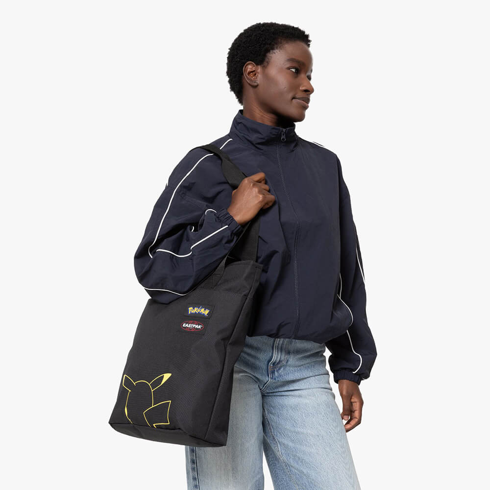 Сумка-шоппер Eastpak Shopp'r Tote Pokemon Pikachu - фото 4