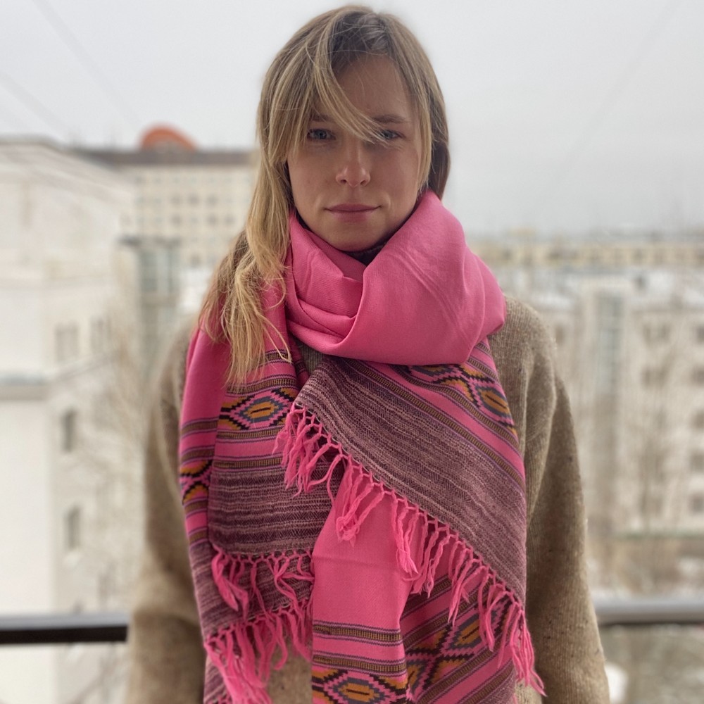 Большой шерстяной шарф Neon Pink Folk - фото 1