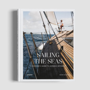 Книга Sailing the Seas
